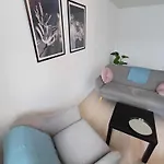 Apartment Double 5 With Free Parking *