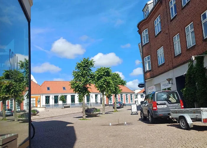 Double 5 With Free Parking * Hjørring